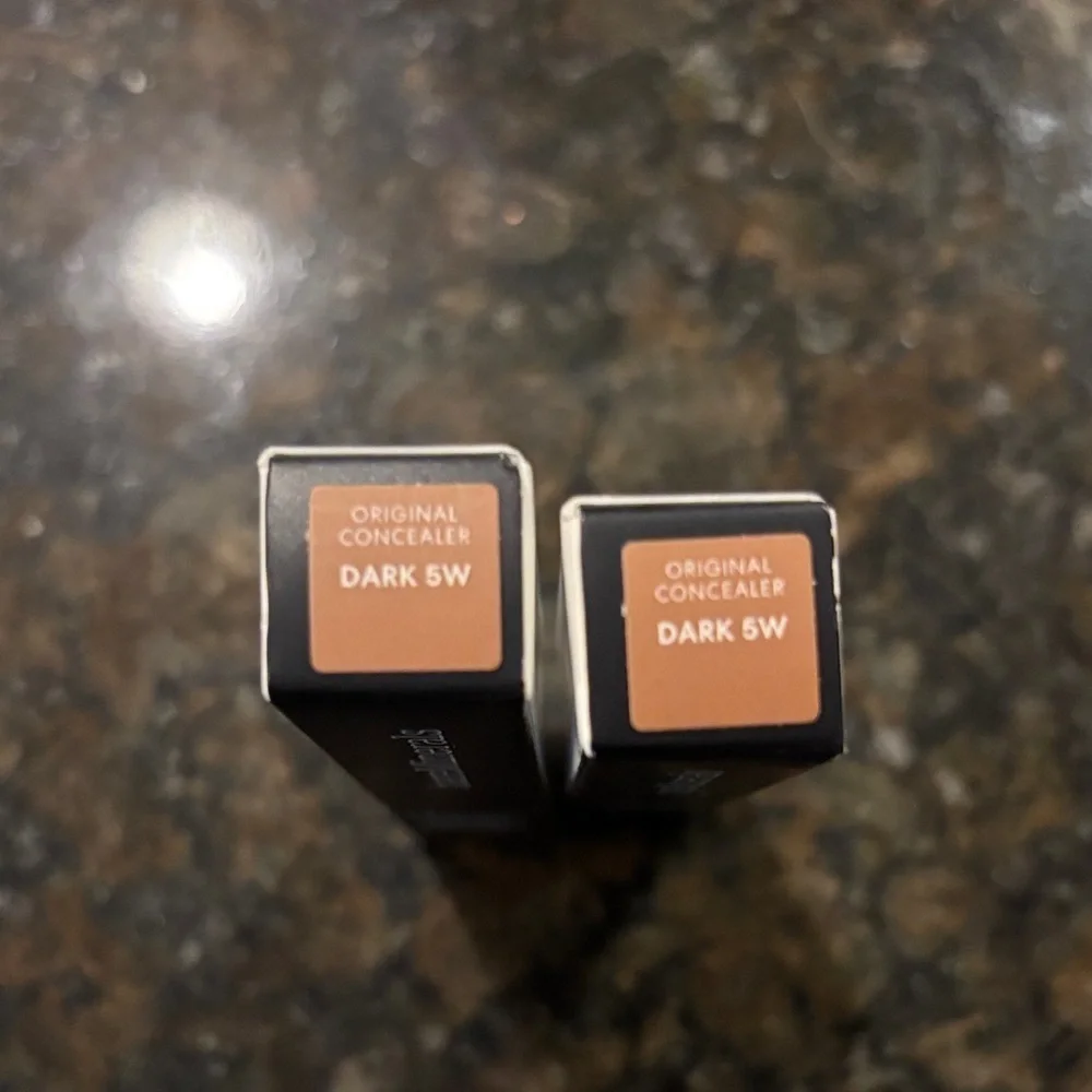 New Two bareMinerals Original Liquid Mineral Concealer - dark 5w